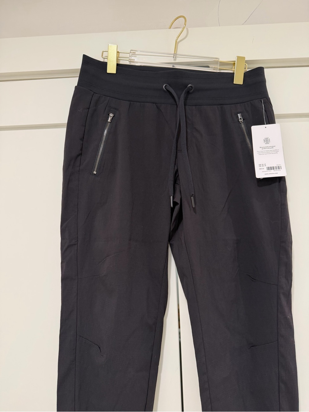 NWT Athleta Black Jogger Pants – Women’s Size 10 Petite - Picture 3 of 11